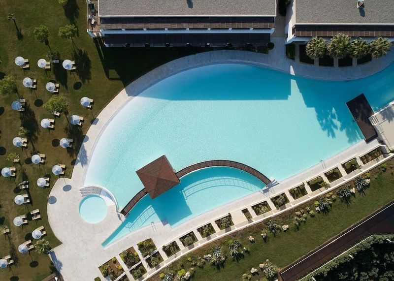Cavo Spada Luxury Resort & SPA - Image 3