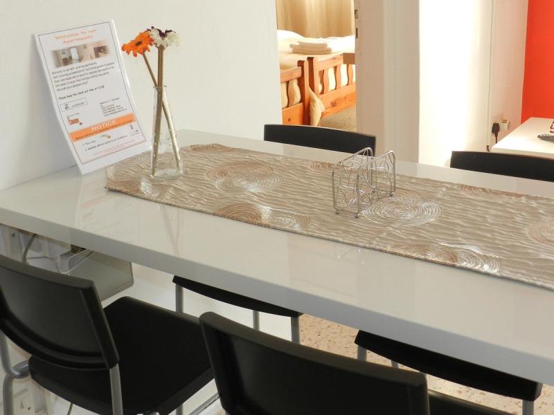 Elenapa Holiday Apartments - Image 7