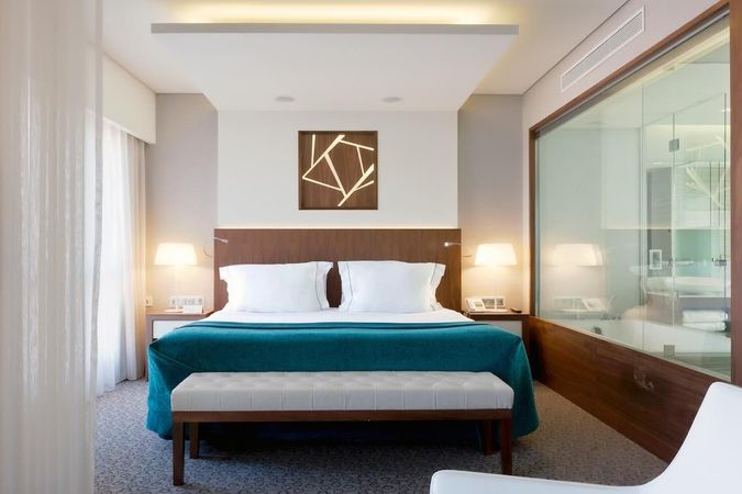 Juniorsuite på Epic Sana Lisboa Hotel der ligger i Lissabon
