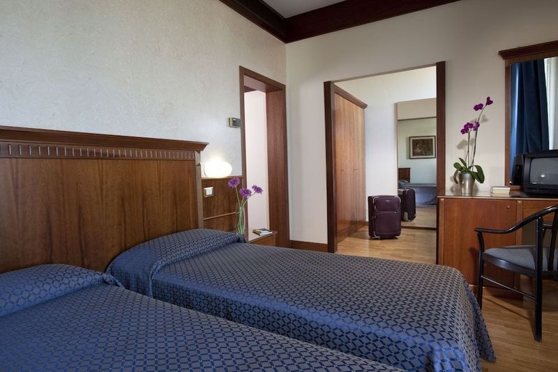 Hotel Bellevue - Image 6