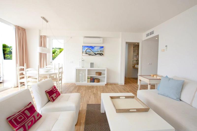 FERGUS Style Cala Blanca Suites - Image 6