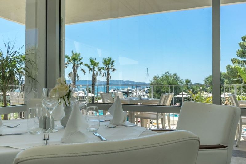 Amadria Park Hotel Ivan - Image 7