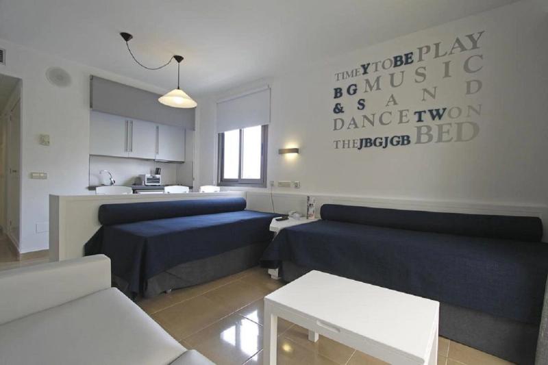 BG Hotel Pamplona - Image 6