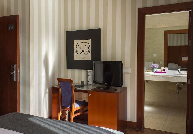 Hotel Zenit Malaga - Image 5