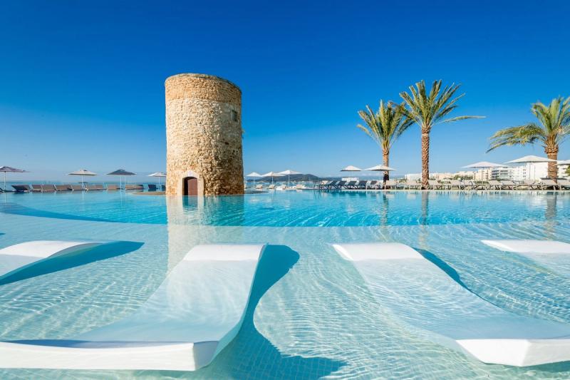 Hotel Torre del Mar - Image 1