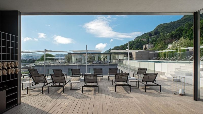Hilton Lake Como - Image 4