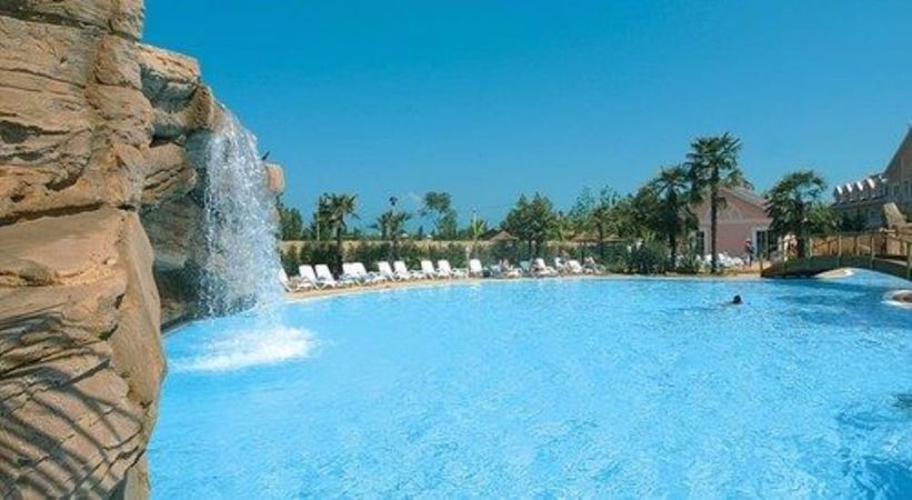 Gardaland Adventure Hotel tæt på Gardaland