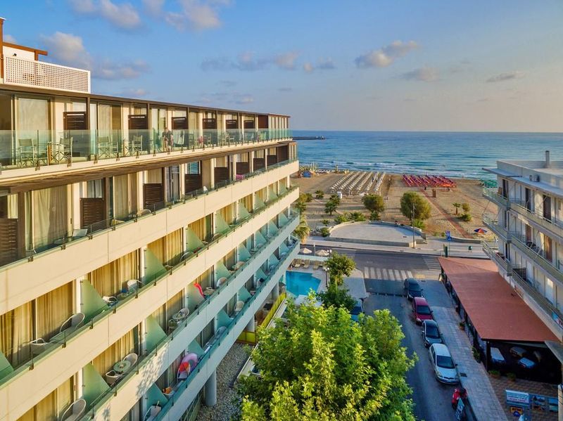 Kriti Beach Hotel - Image 4