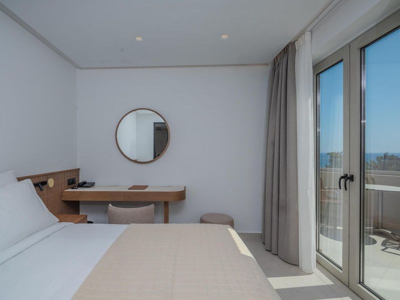Galaxy Suites Boutique Resort - Image 3