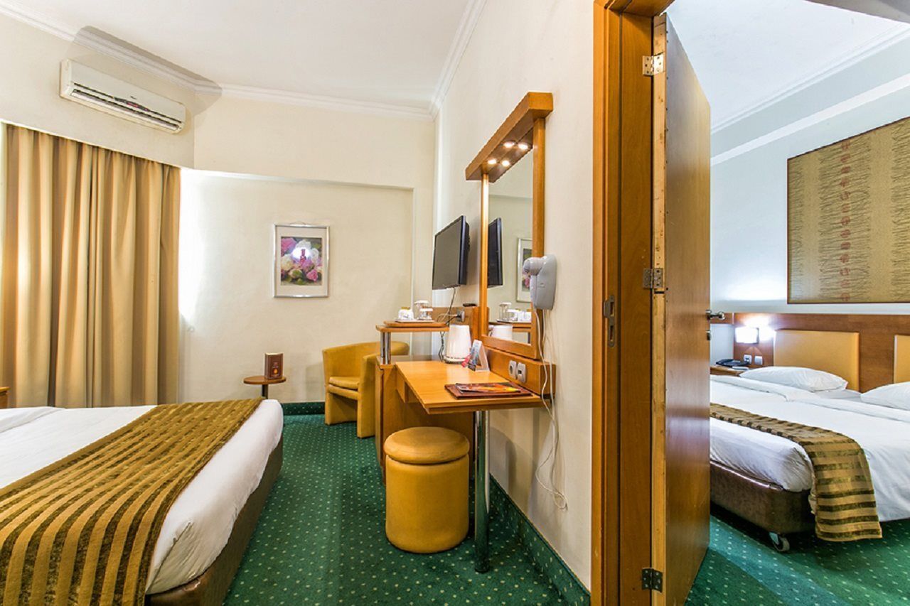 Athens Cypria Hotel - Image 9