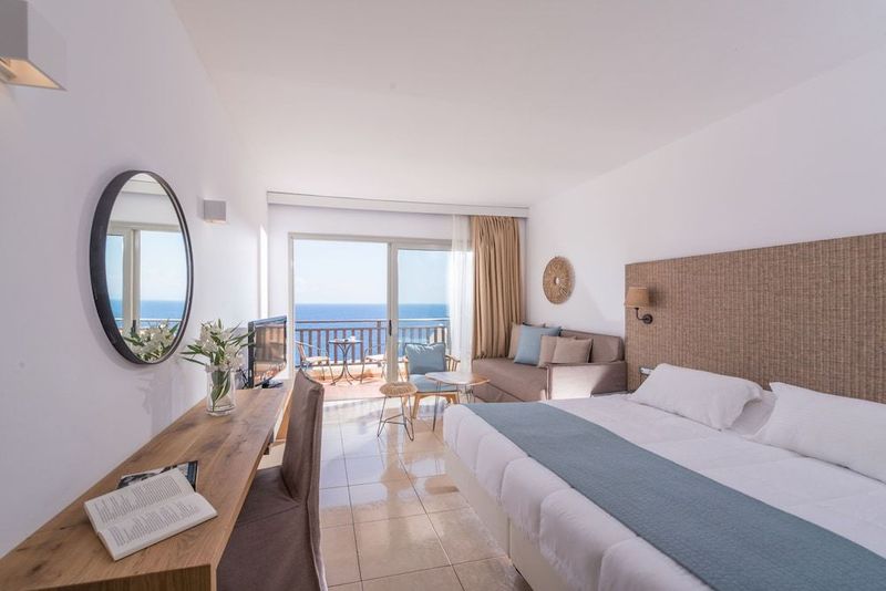 Sea Side Resort & SPA - Image 9