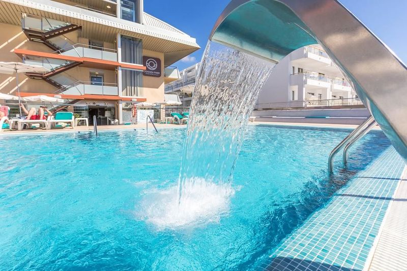 Odissea Park Aparthotel - Image 1