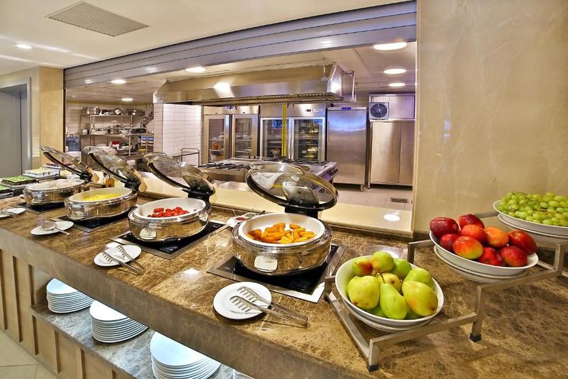 Ramada by Wyndham Istanbul Old City - Image 8