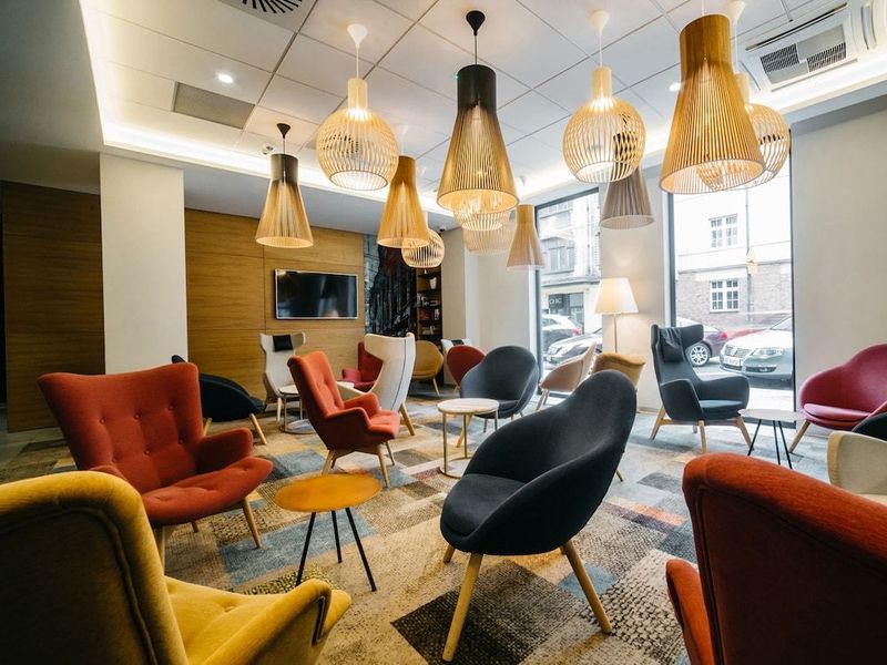 Q Hotel Plus Katowice - Image 9