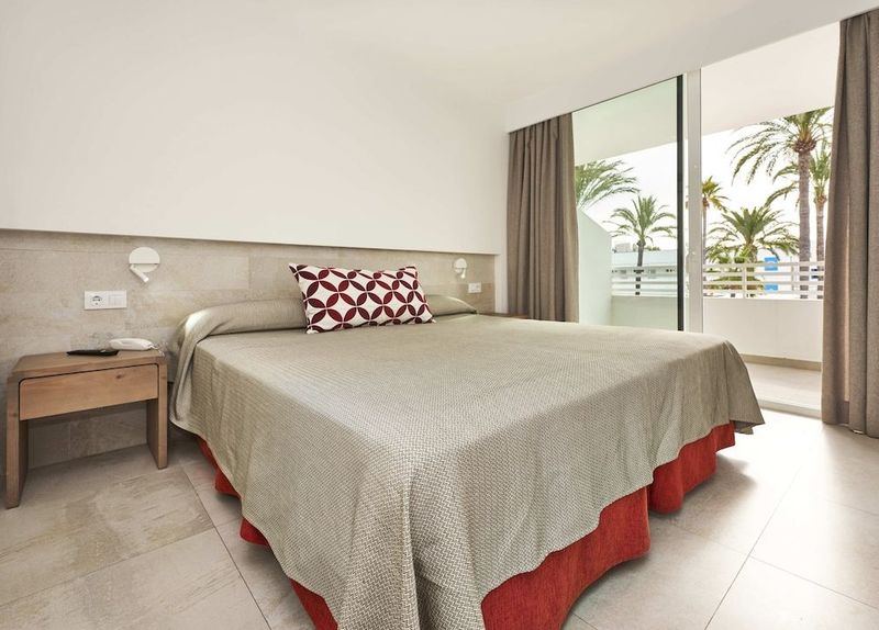Hoposa Villaconcha Aparthotel - Image 3