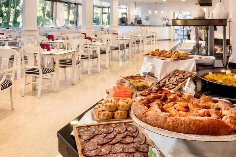 Cala Millor Garden Hotel - Image 6
