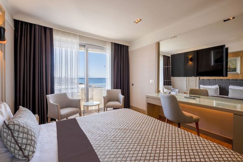 Porto Bello Hotel Resort & Spa - Image 2