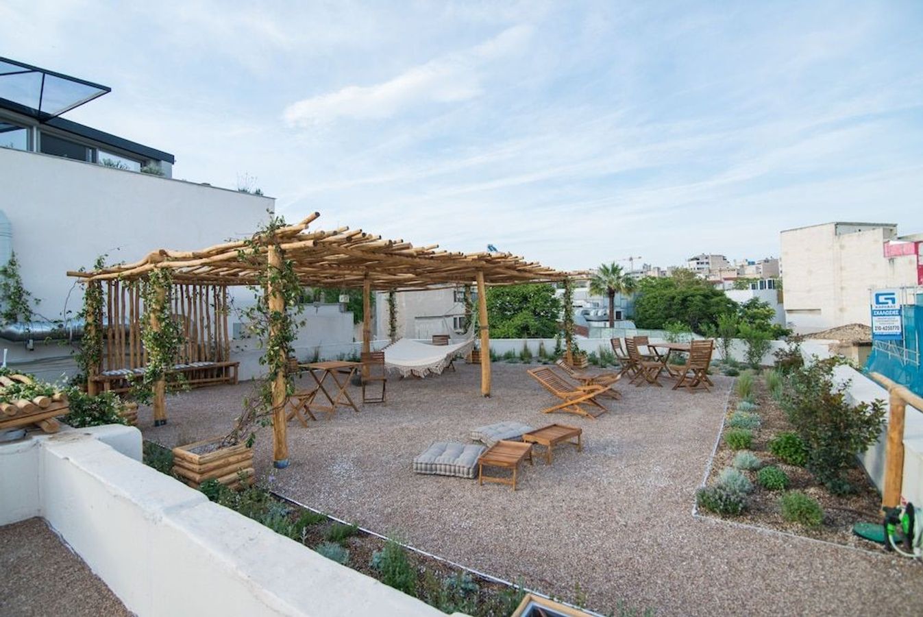 Hotel centralt i Athen med tagterrasse med have