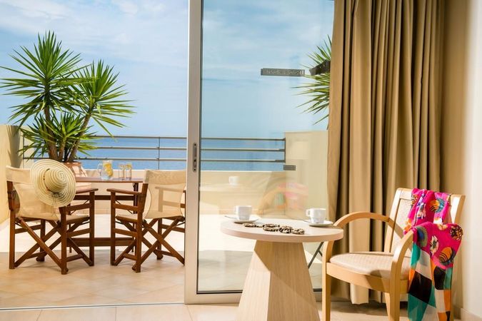 Dobbeltværelse med havutsikt på Blue Marine Resort & SPA i Agios Nikolaos
