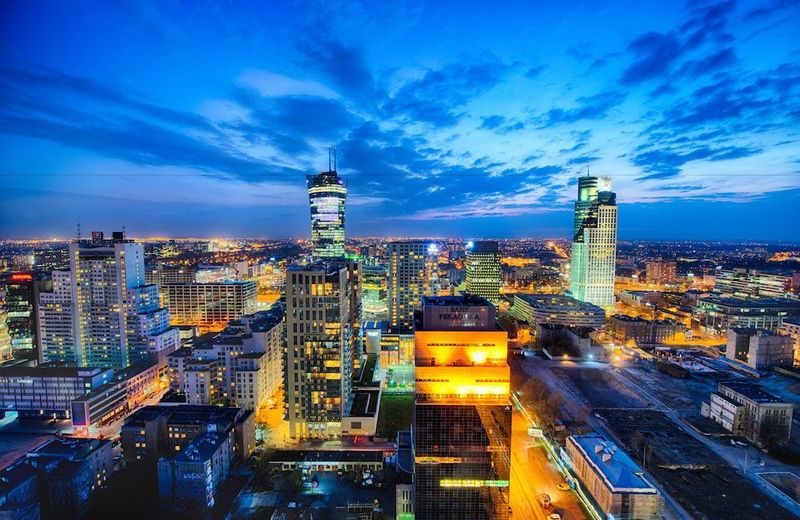 Leonardo Royal Hotel Warsaw - Image 2