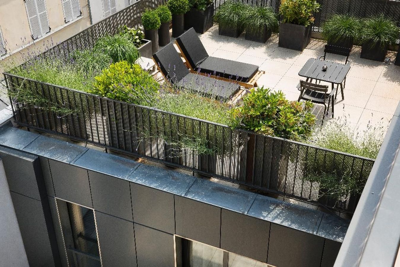 På Grand Hotel Lafayette i centrala Paris har du möjlighet att boka rum med terrass.
