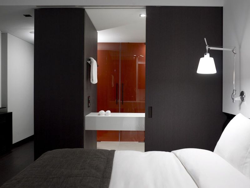 The Met Hotel - Image 10