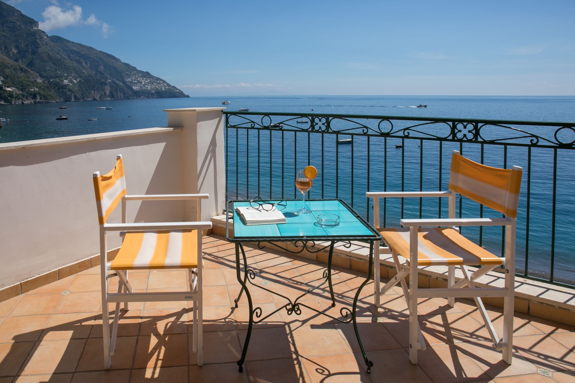 Hotel Pupetto ligger ved stranden i Positano, Italien.
