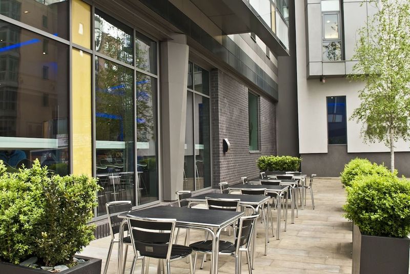 Holiday Inn Express Manchester City Centre - Arena - Image 1