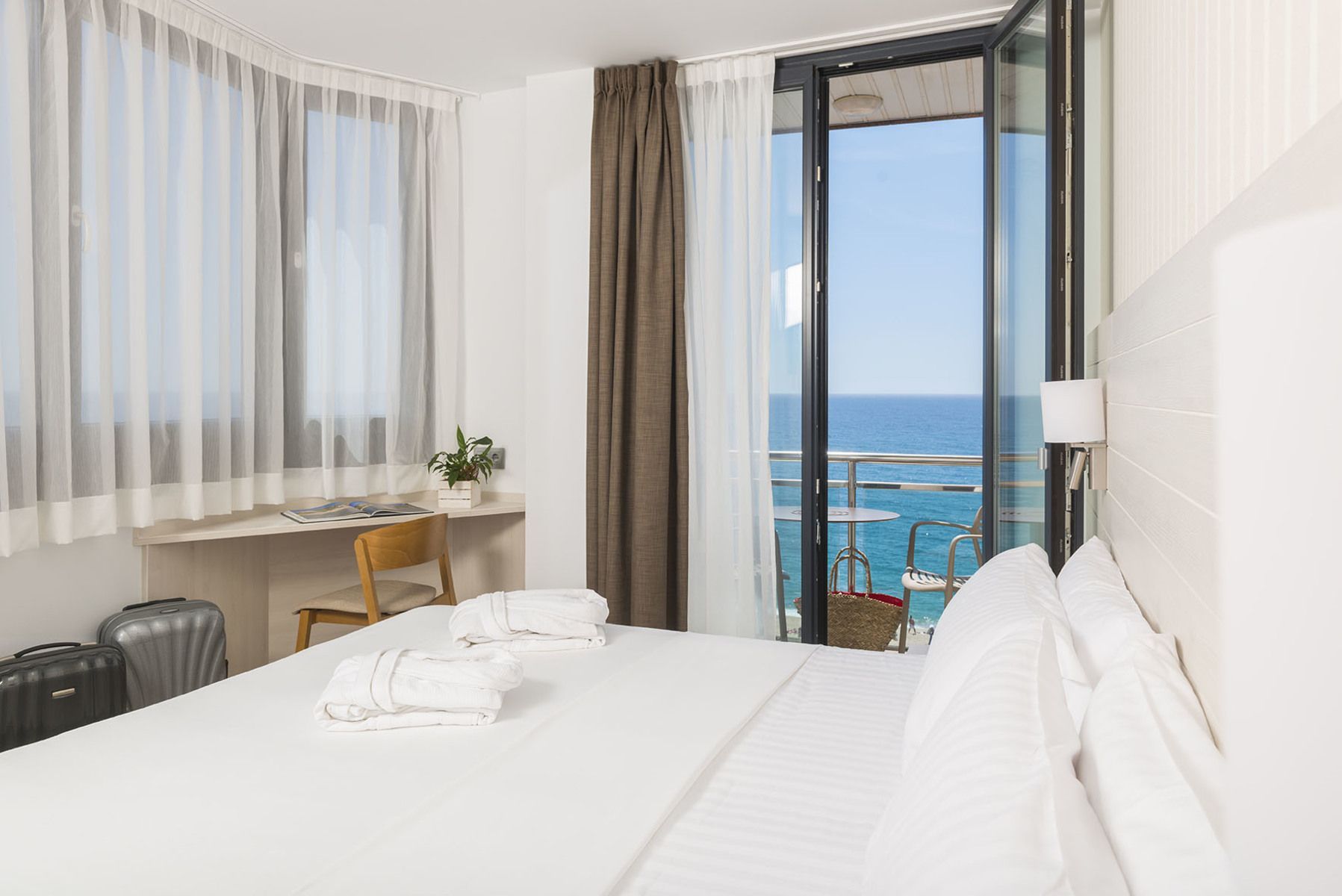 Hotel Marsol - Image 2