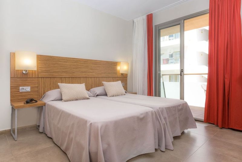 Odissea Park Aparthotel - Image 5
