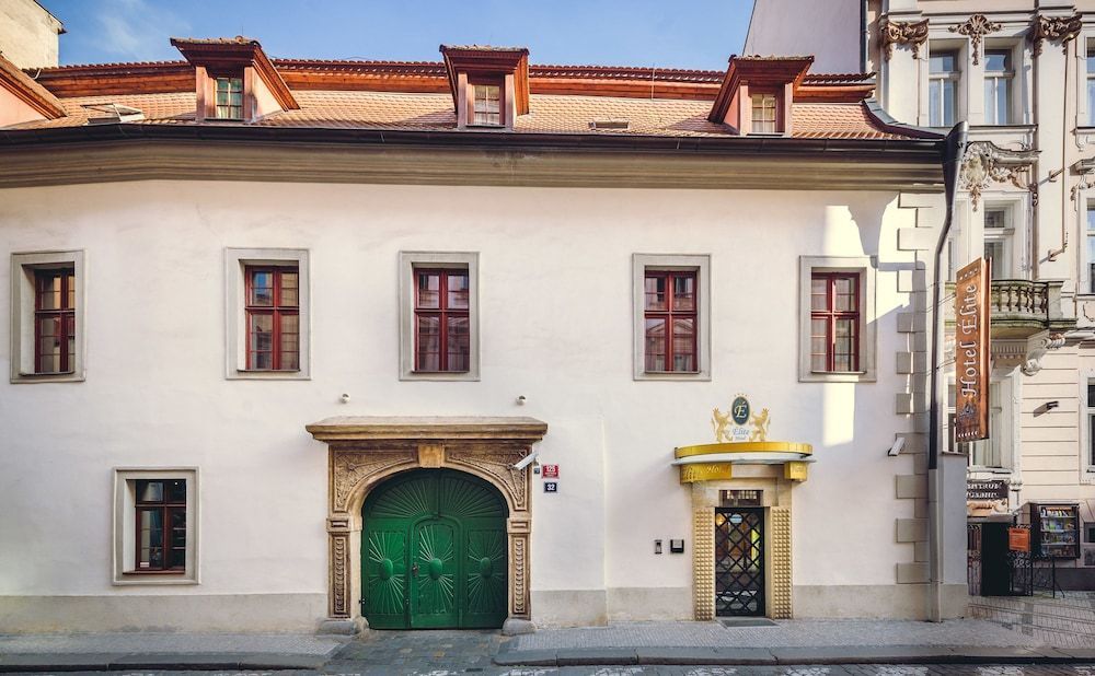 Elite Hotel - Image 8