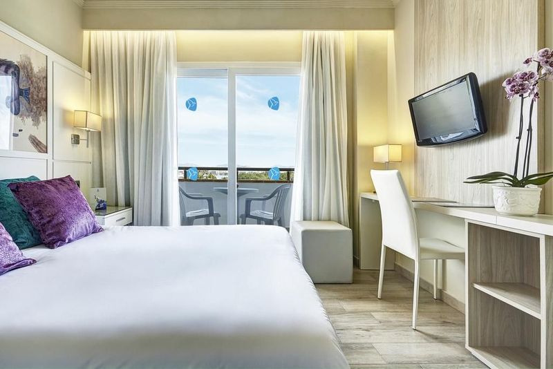 Grupotel Maritimo Hotel - Image 5