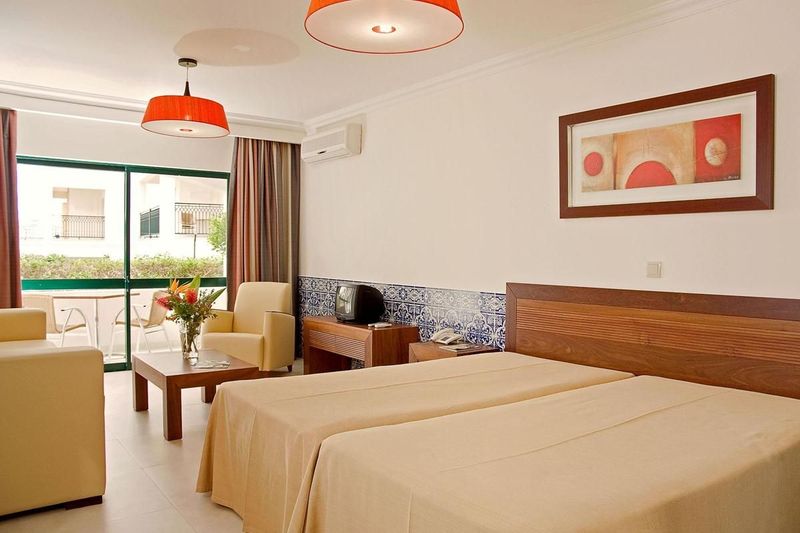 Cerro Mar Atlantico Apartments - Image 3