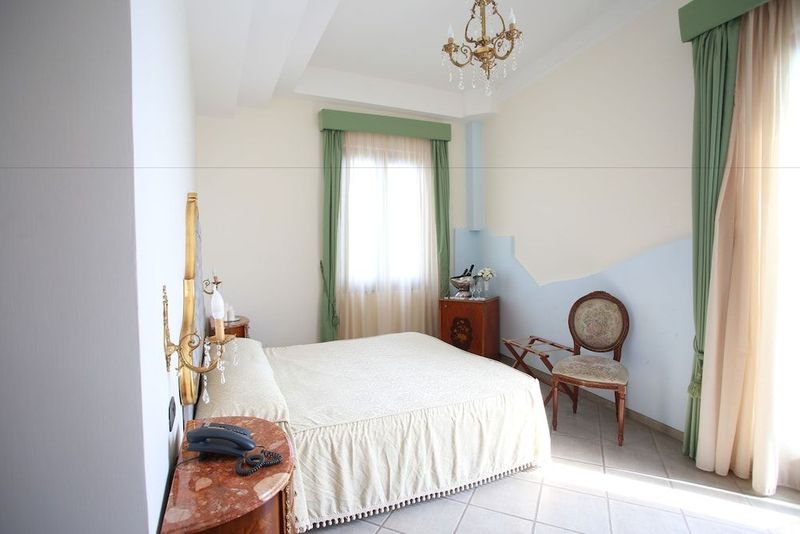 Grand Hotel Sant'Orsola - Image 4