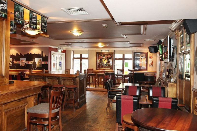 Harding Hotel - Image 2