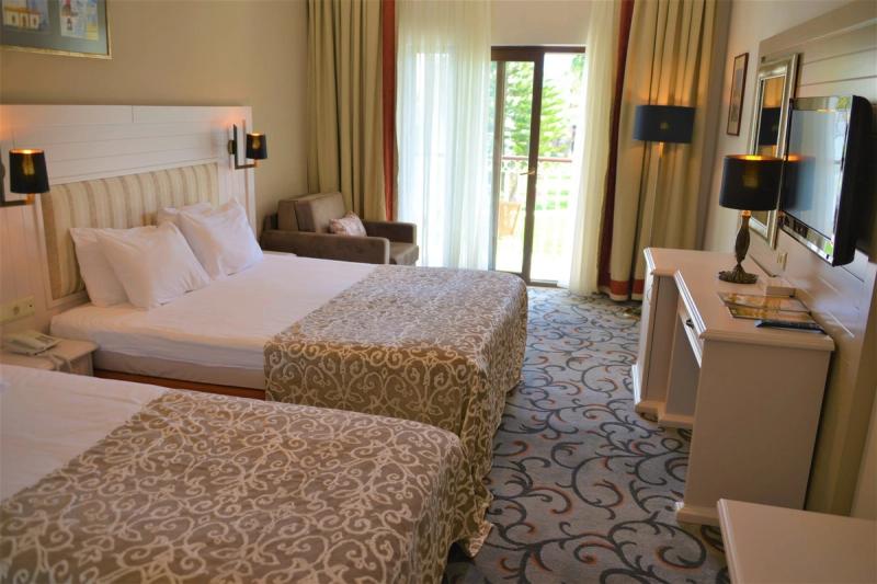 Club Boran Mare Beach - Image 5