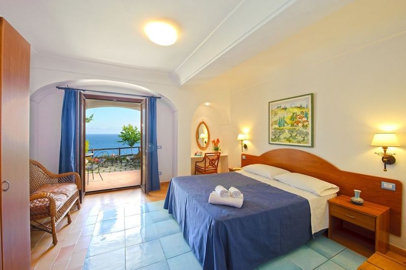 Maresca Hotel Praiano - Image 10