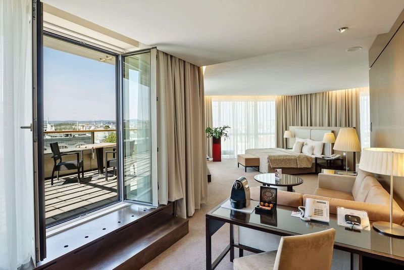 Austria Trend Hotel Savoyen - Image 2
