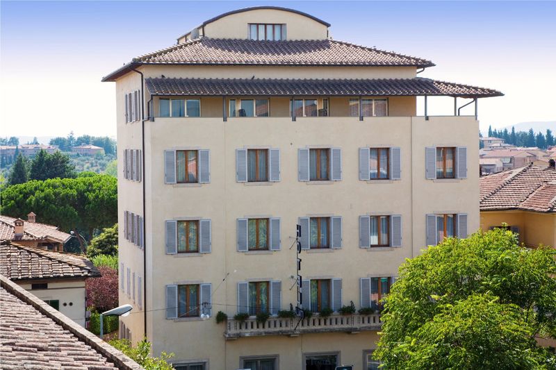 Hotel Italia - Image 2