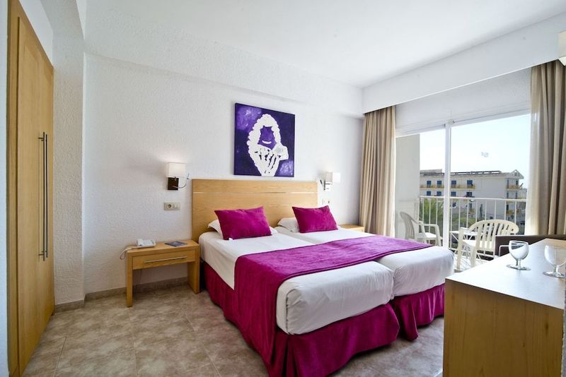 Hotel Capricho & Spa - Image 10