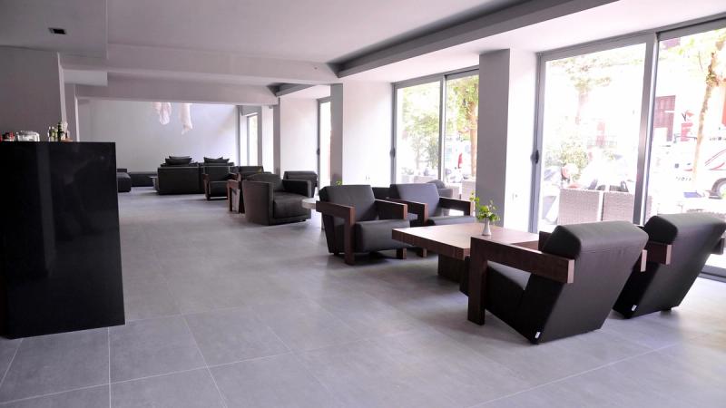 Oktober Downtown Rooms - Image 10