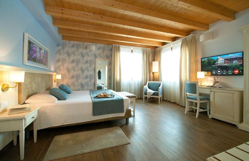 Borgo Romantico Relais - Image 9