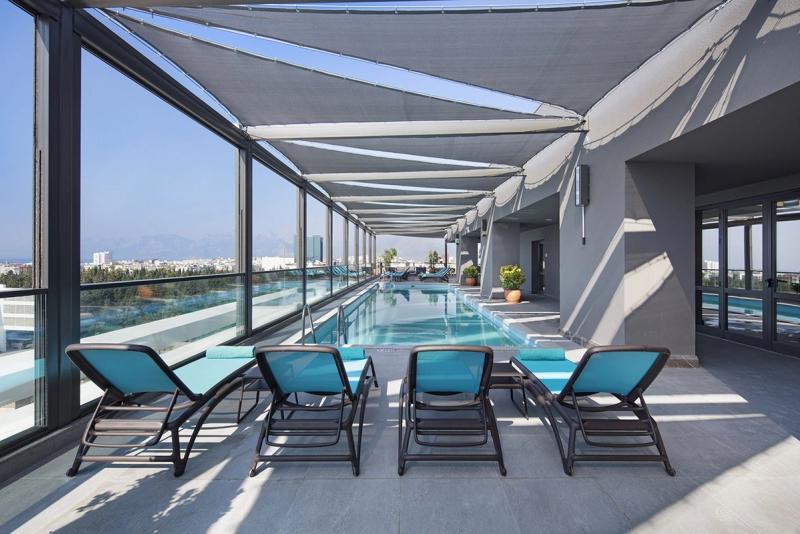 DoubleTree by Hilton Antalya City Centre - Image 1