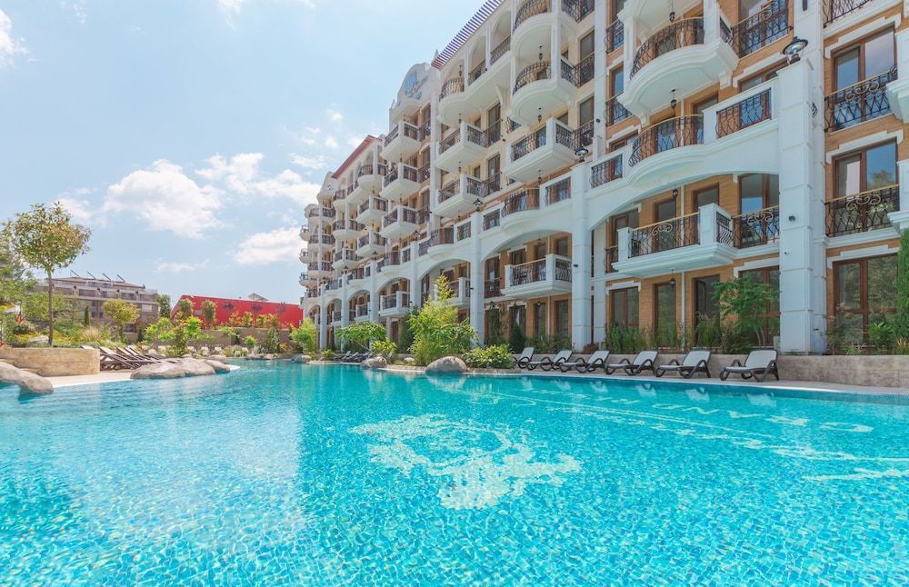 Harmony Suites Grand Resort - Image 4