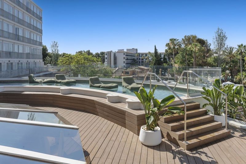 Valentin Grand Park Suite Hotel - Image 5