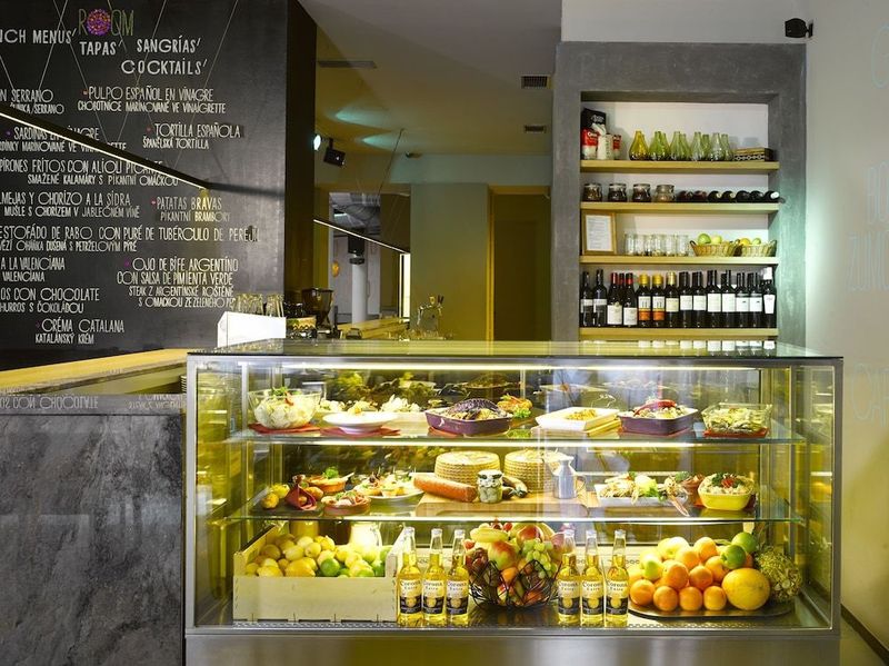 The ICON Hotel & Lounge - Image 3