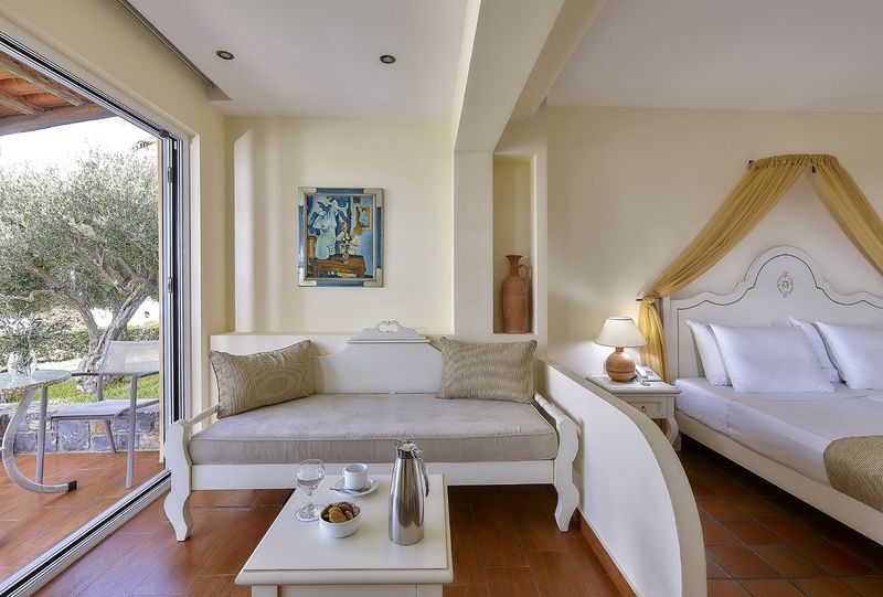 Alexander Beach Hotel & Village Resort - Image 3