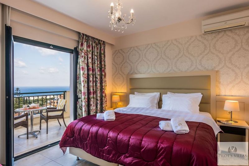 Pilot's Villas Luxury Suites - Image 3