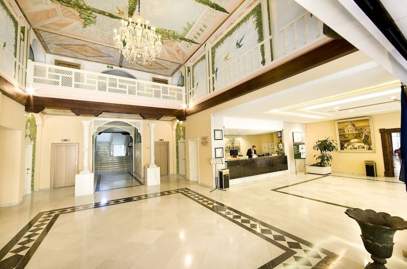 Aparthotel Monarque Sultán - Image 10