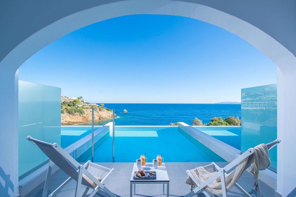 The Peninsula Resort & SPA - Image 10